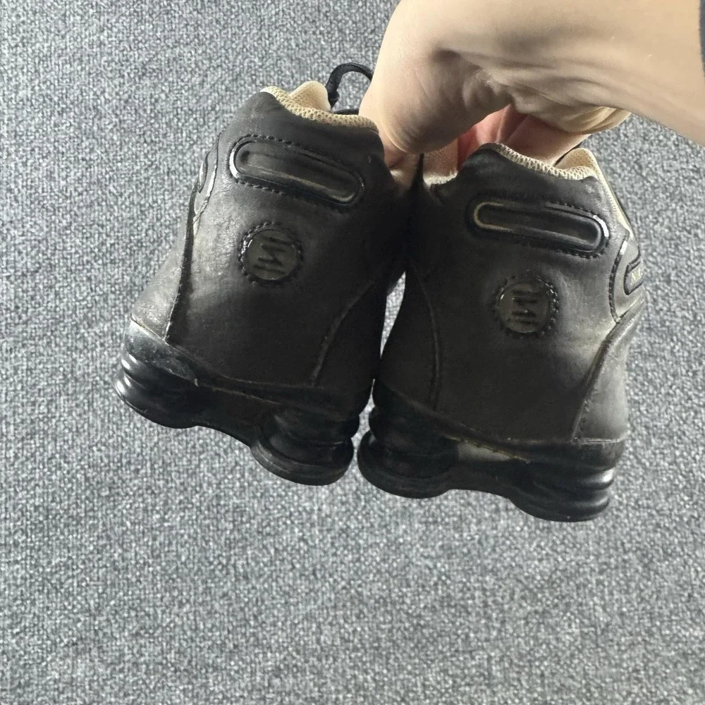 Nike shox shoes